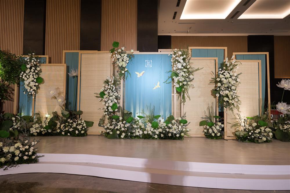 Choáng ngợp đám cưới làng quê của hoa hậu Ngọc Hân-17