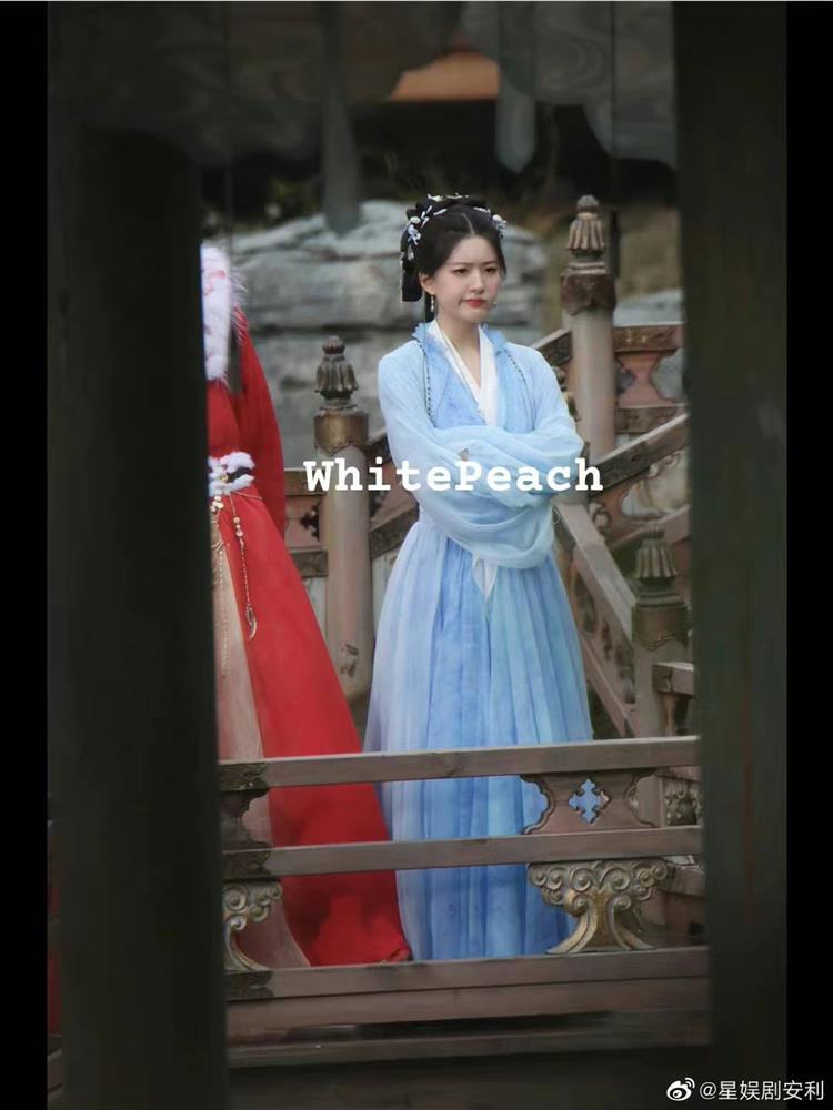 Triệu Lộ Tư không hợp đóng tiên nữ, kém sắc hơn Cúc Tịnh Y-5