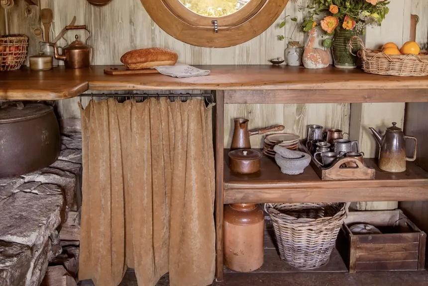 Ngôi nhà trong Lord Of The Rings có giá thuê chỉ 6 USD/đêm-7