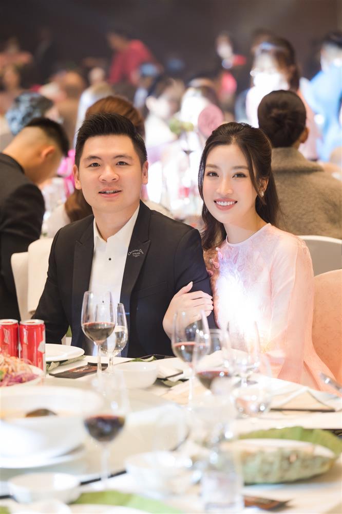 Đặng Thu Thảo, vợ chồng Đỗ Mỹ Linh ăn cưới Ngọc Hân-3