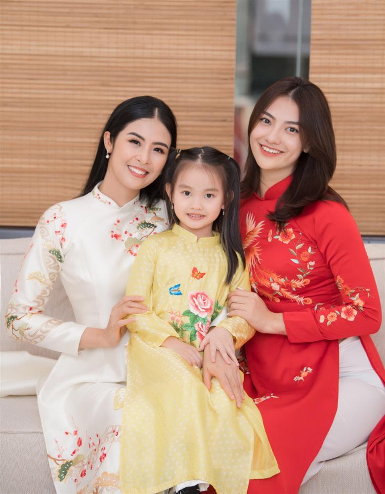 Mẹ đơn thân nổi tiếng bắt được hoa cưới Ngọc Hân-15