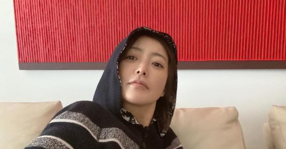 Ảnh quá khứ với hình mộc hiện tại của Kim Hee Sun đẹp hơn Kim Tae Hee-1