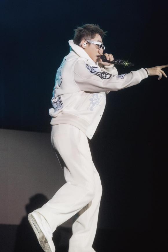 Món quà độc đáo khiến Sơn Tùng tự nhận sẽ nhớ mãi người tặng-6