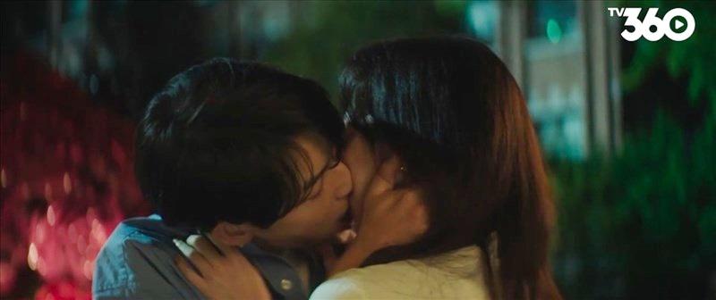 Song Joong Ki được gán ghép với mỹ nhân đẹp không kém Song Hye Kyo-1