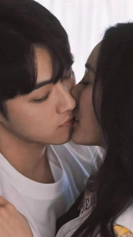 Loạt cảnh hôn Dương Mịch - Hứa Khải, ngọt đến nỗi fan náo loạn-5