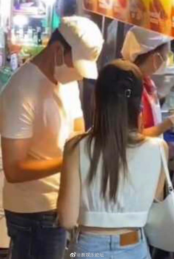 Lộ ảnh hẹn hò giản dị của Baifern Pimchanok và Nine Naphat-3