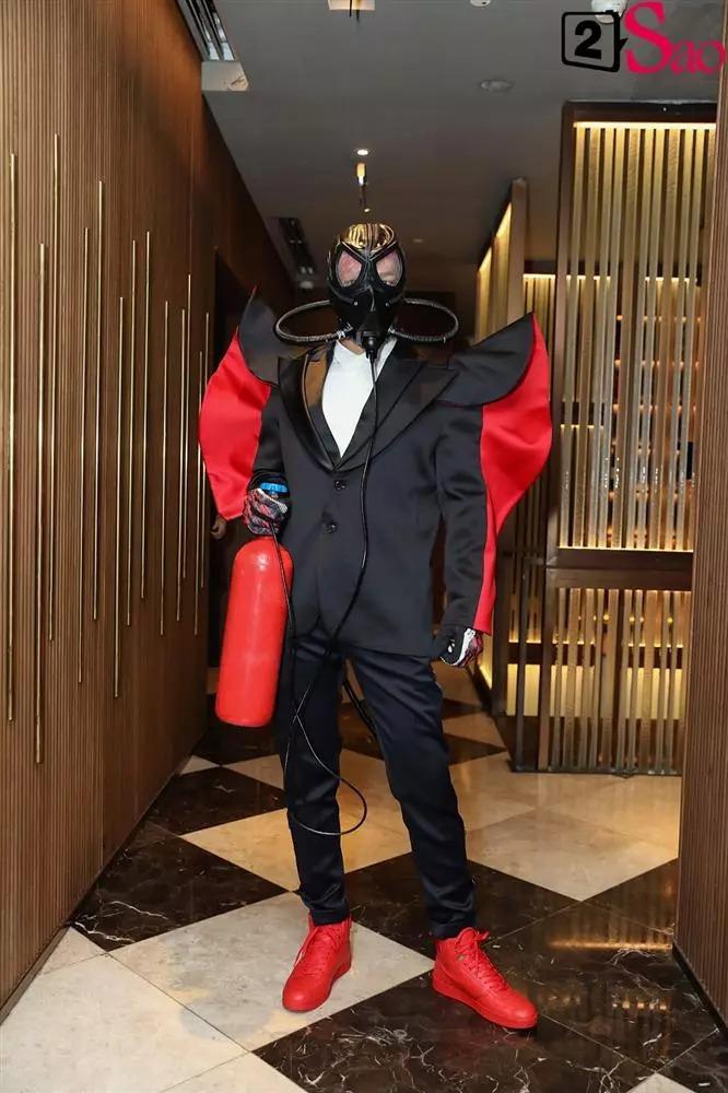 Dược sĩ Tiến mặc cây hồng, chói hơn cả Hương Giang và Lukkade-11