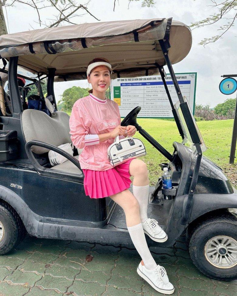 Sam trước ngày chốt đơn: Đi đánh golf như trình diễn thời trang-2