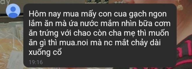Khoe mẹ bữa cơm tự nấu, nữ sinh khóc nghẹn khi đọc tin nhắn của mẹ-2