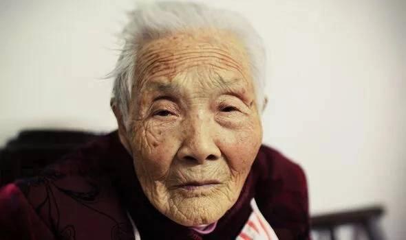 Chế độ ăn kích hoạt gen sống thọ, khoai lang làm nguồn calo chính-2