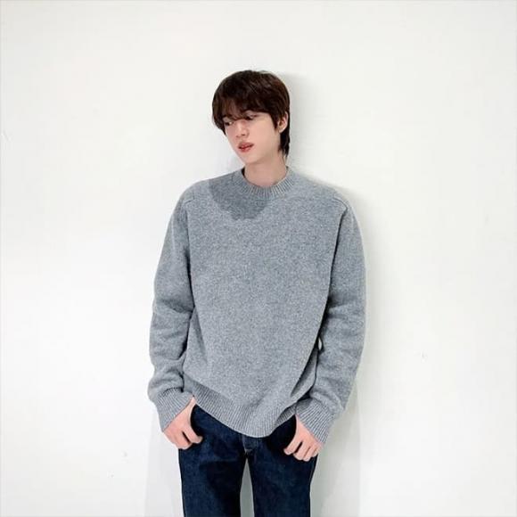 Top 25 Gương mặt đẹp trai nhất Kpop năm 2022 chốt bình chọn-10