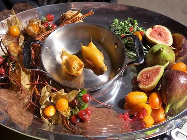 2 món ăn của giới nhà giàu gây phẫn nộ vì cách làm quá tàn nhẫn-3