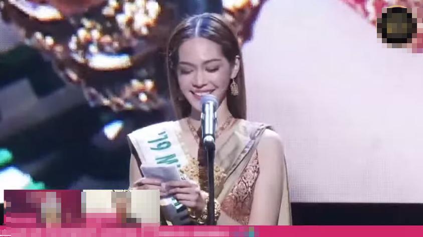 Miss International cầm giấy phát biểu, bị so sánh với Thùy Tiên-4