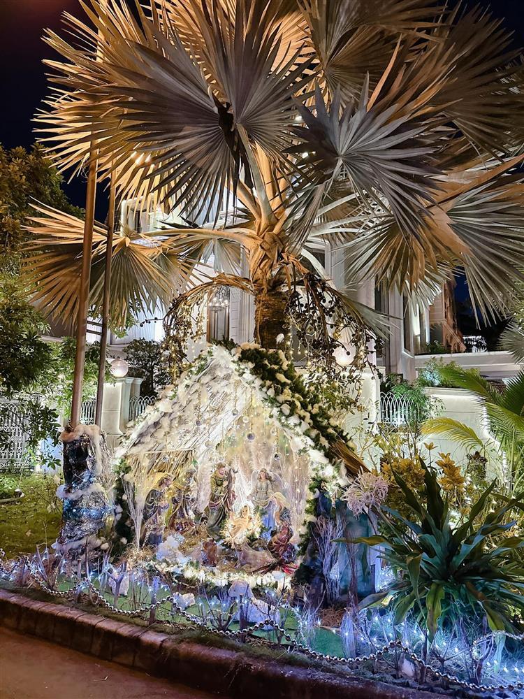 Bảo Thy trang trí Noel ấn tượng, Cường Đô La vững phong độ-3