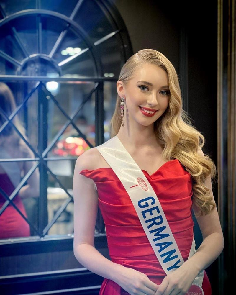 Ảnh đời thường như búp bê của tân Miss International 2022-9