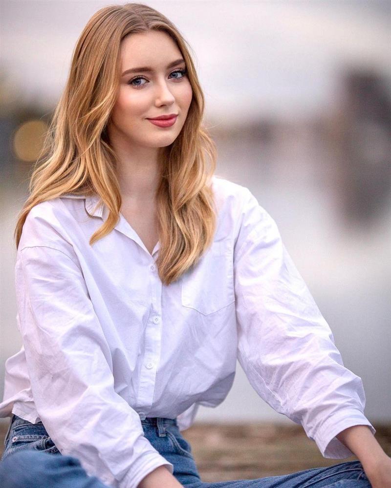 Ảnh đời thường như búp bê của tân Miss International 2022-11