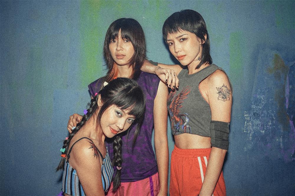 Hoàng Touliver hiếm hoi chiều Tóc Tiên với nhạc phim-2