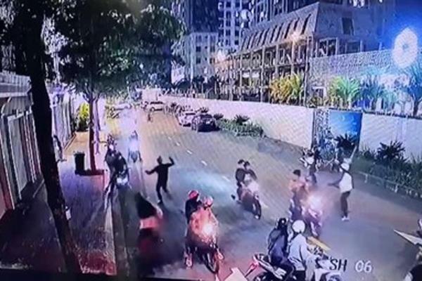 2 thiếu nữ mâu thuẫn, hàng chục thanh thiếu niên đi quyết chiến-1