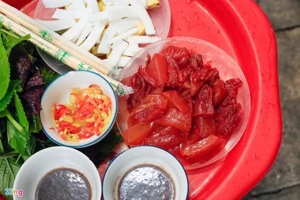 5 món ăn lạ lùng khách Tây thấy đáng thử ở Việt Nam-5