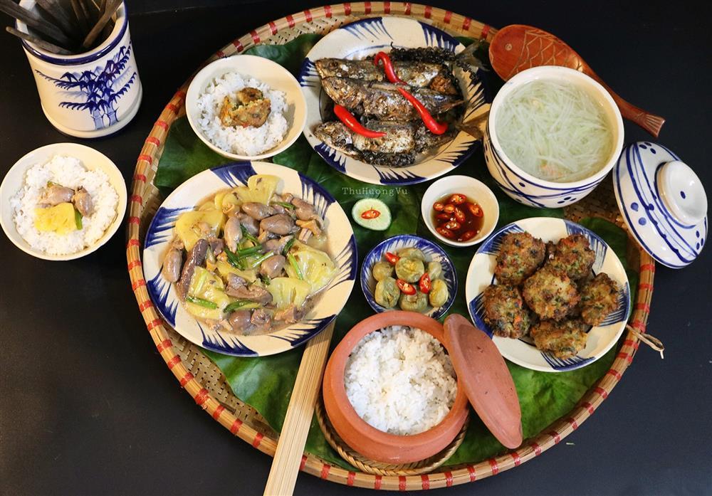 Loạt mâm cơm ngày lạnh của mẹ đảm, chuẩn cơm nhà là nhất-1