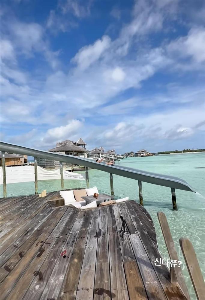 Ảnh trăng mật ngọt ngào của Jiyeon (T-ara) và chồng mới cưới-2