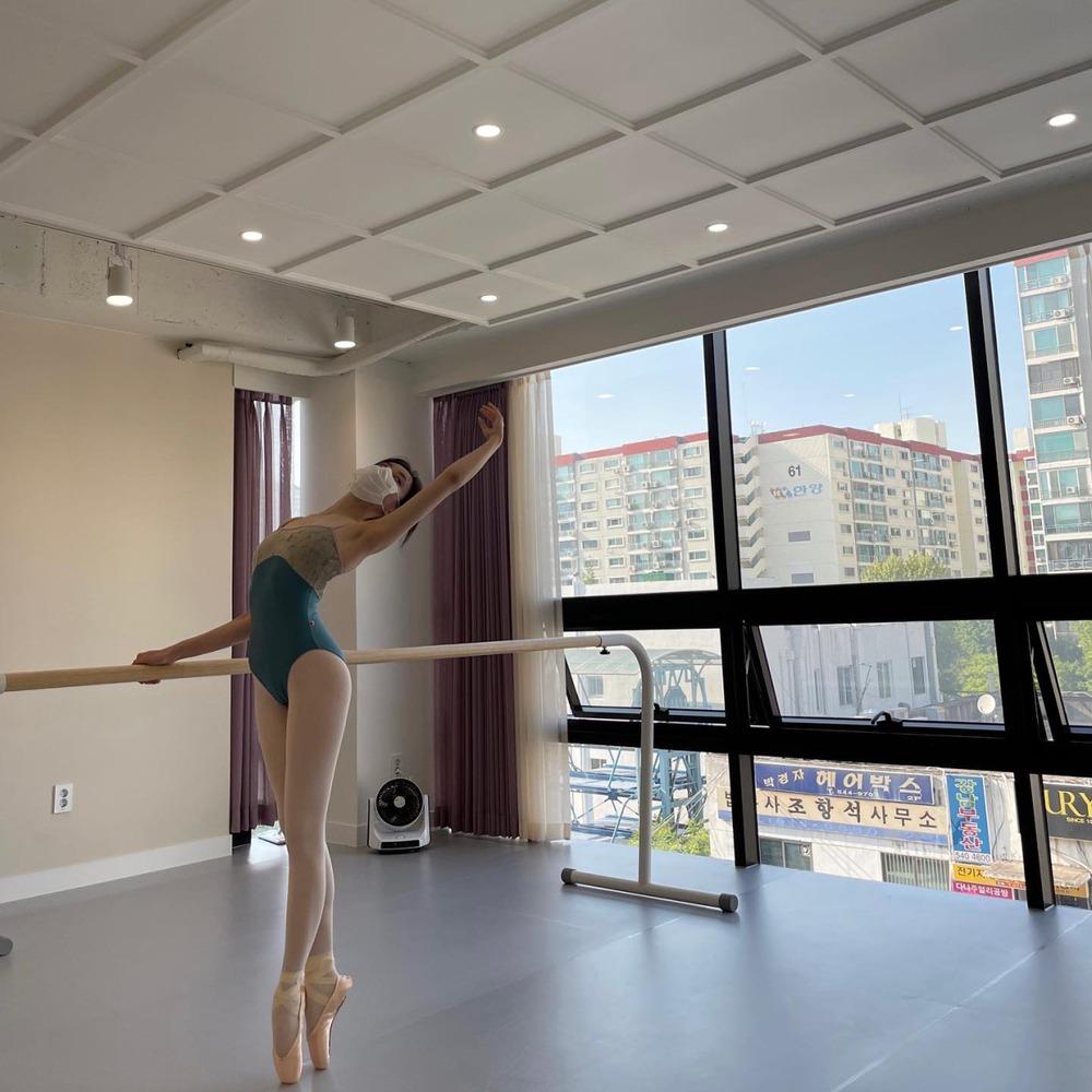 Nữ phụ xinh đẹp Cậu Út Nhà Tài Phiệt gây sốt với hình ảnh cũ nặng 80kg-4