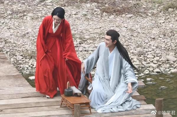 Triệu Lệ Dĩnh và Lâm Canh Tân tiếp tục lộ ảnh tình bể bình, sắp công khai?-4