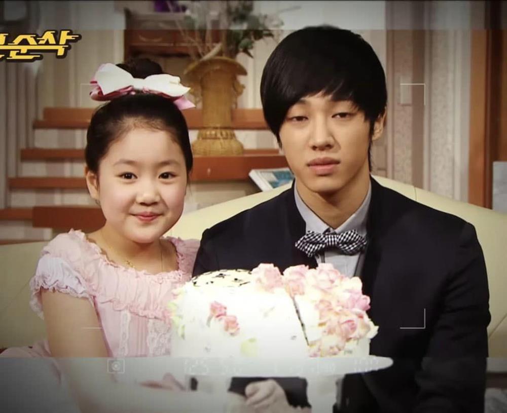 Sao nhí Gia Đình Là Số Một tái ngộ bạn diễn sau 12 năm-1