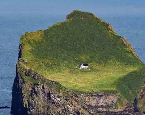 Điều kỳ lạ xung quanh ngôi nhà cô đơn nhất thế giới-1