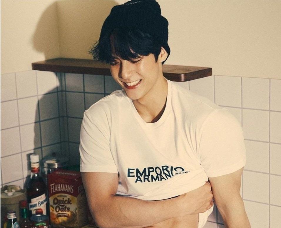 Cơ bắp của Minhyuk gây chú ý-2