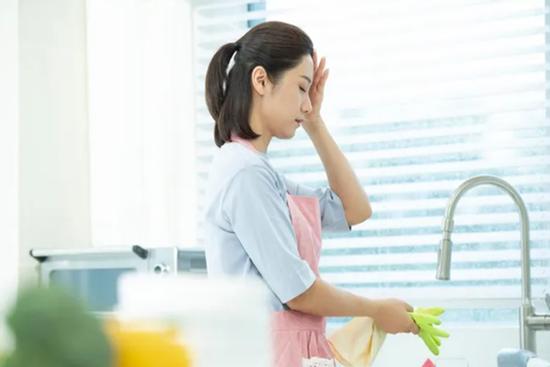 Chị dâu đề nghị tôi đến làm giúp việc với mức lương 15 triệu