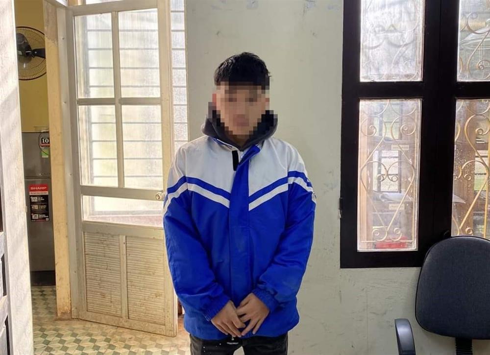 Danh tính quái xế 18 tuổi thông chốt, tông CSGT gãy chân-1