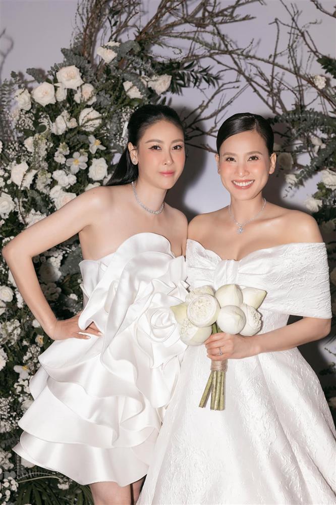 Chồng Hà Kiều Anh dắt tay Dương Mỹ Linh lên lễ đường trao chú rể-3