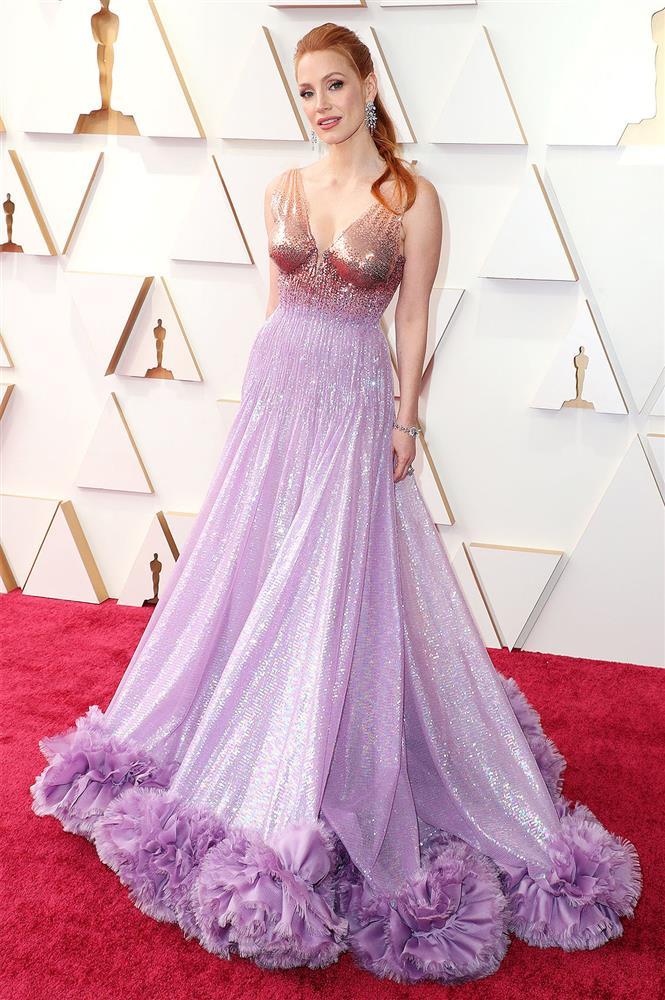 10 xiêm y đẹp nhất thảm đỏ 2022-11