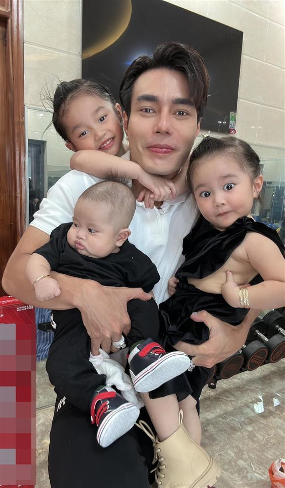 Lê Dương Bảo Lâm bỏ dở đám cưới, để vợ một mình vào lễ đường-4