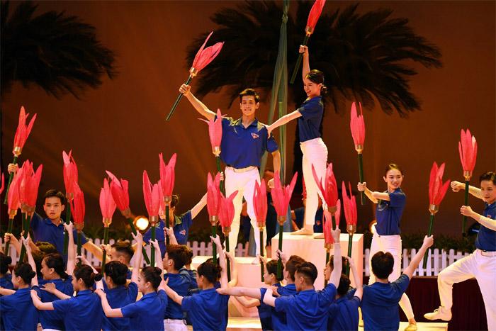 Đạo diễn Đặng Lê Minh Trí: Điều đẹp nhất là cống hiến cho lý tưởng-3