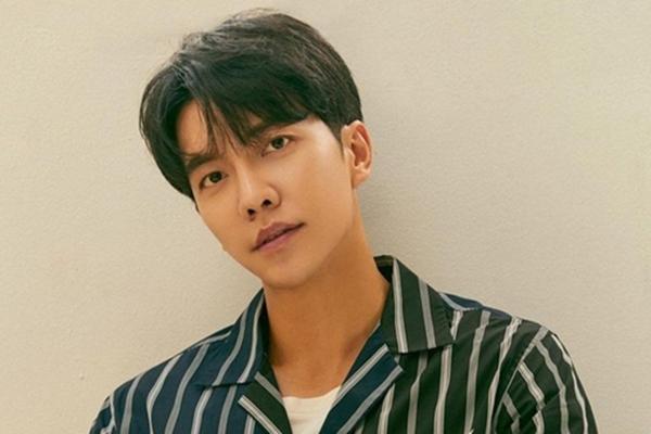 Lee Seung Gi gây chú ý với kiểu đầu trọc-3