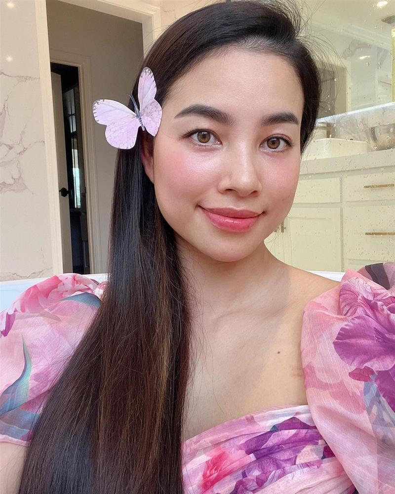 Phạm Hương khoe mặt mộc, nhan sắc có còn trên đỉnh cao?-11