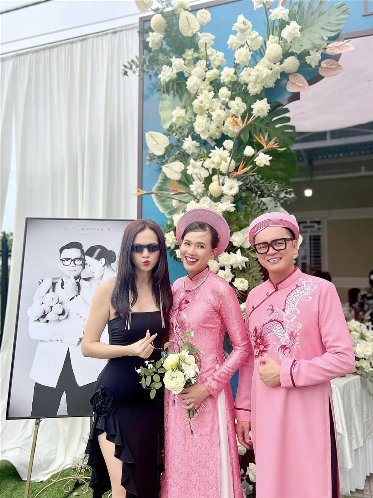 Dương Mỹ Linh tiếp tục cưới ở quê, trang phục đôi ghi điểm-2