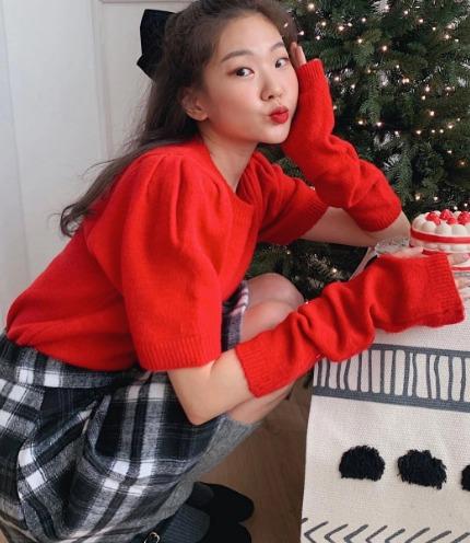 5 tips lên đồ màu xanh đỏ Giáng sinh vừa cool vừa thời thượng-2