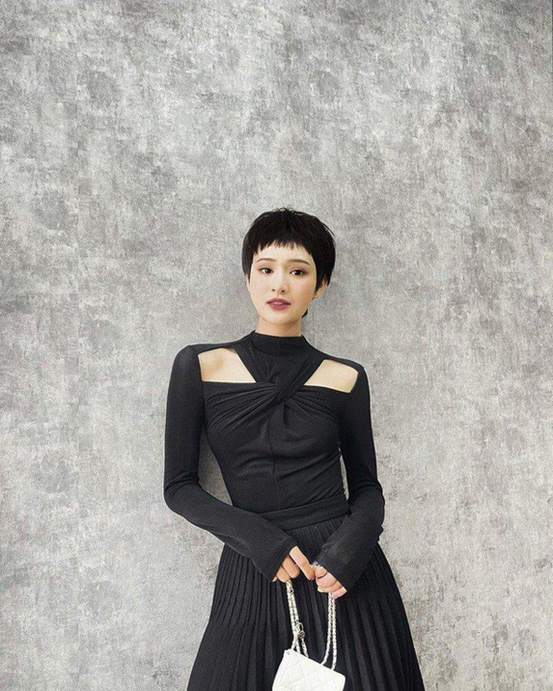 Sam giàu sụ vẫn mặc mãi chiếc áo đụng hàng Hải Tú, Hiền Hồ-9