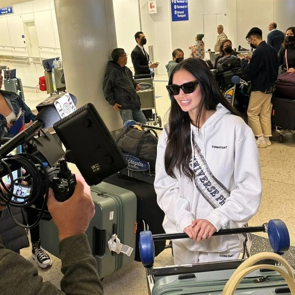 Đối thủ Ngọc Châu tưng bừng lên đường, có người giản dị bất ngờ-11