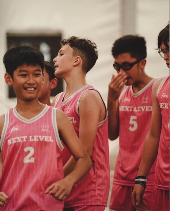 Con trai Lệ Quyên chơi bóng rổ, loạt ảnh điển trai gây sốt-5