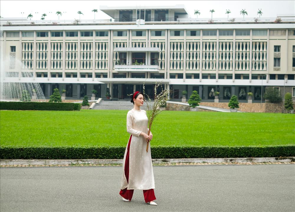 Nhã Phương và Đặng Thu Thảo chân phương mà vẫn cuốn hút-5