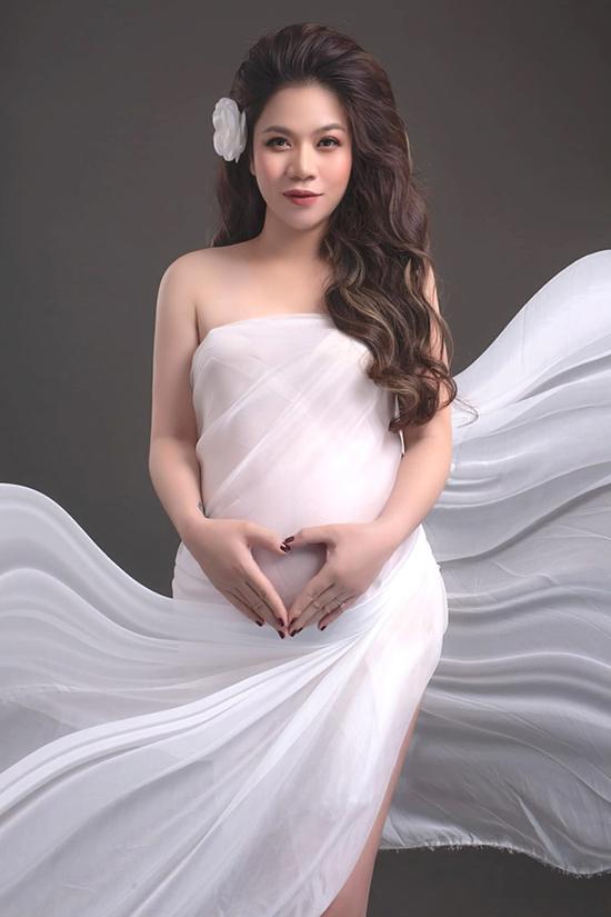 10 sao Việt sinh con năm 2022-10