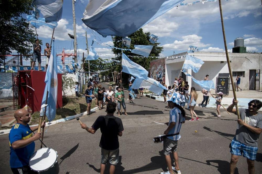 Nghẹt thở biển người mừng Messi và Argentina vô địch World Cup-9