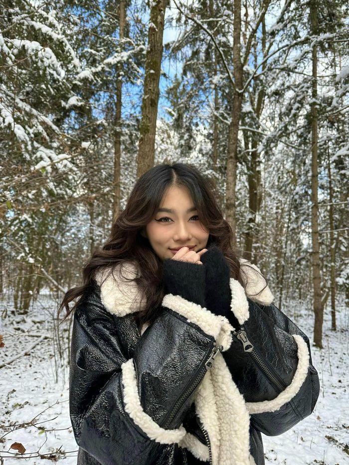 Bái phục Lệ Quyên, Thảo Nhi Lê mặc phong phanh giữa gió lạnh-5