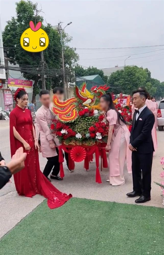 Choáng váng dàn tráp ăn hỏi bê sái tay của cô dâu Bắc Giang-2