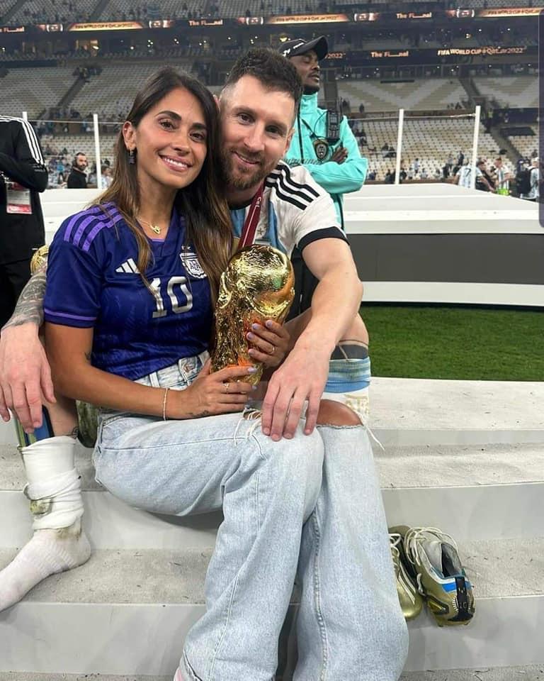 Loạt sao nữ ngưỡng mộ Messi vì sự chung thủy hiếm có-6