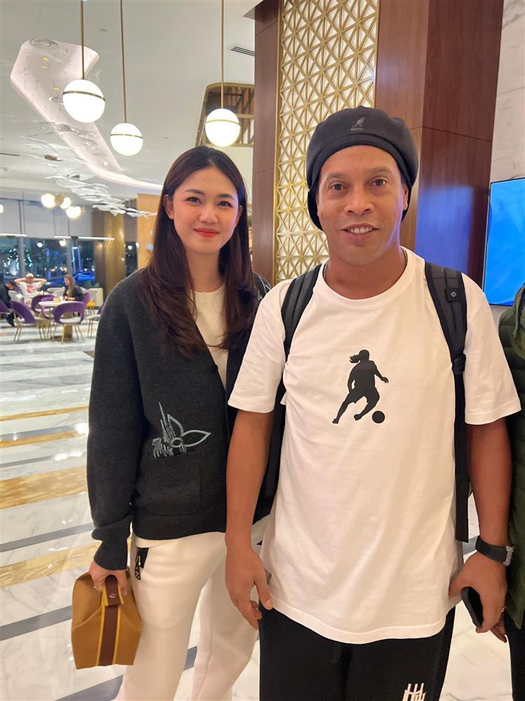 Tin showbiz Việt ngày 19/12: Thanh Thảo vắng mặt sinh nhật Jacky-12